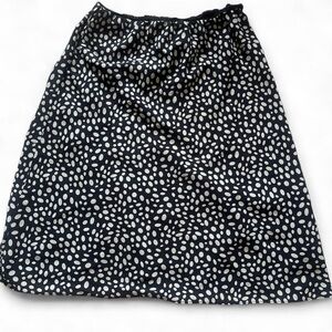 Max Studio Black and Cream Patterned A-Line Skirt